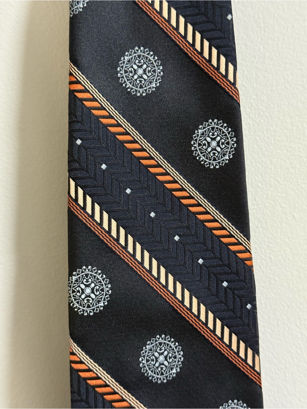 Vintage Diagonal Medallion Stripe Tie - Picture 3 of 5